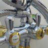 Ретро Смеситель для ванны, излив 320 мм, хром с золотом Vidima R1102LS /B9716LS /BA129LS Ретро Смеситель для ванны, излив 320 мм, хром с золотом Vidima R1102LS /B9716LS /BA129LS